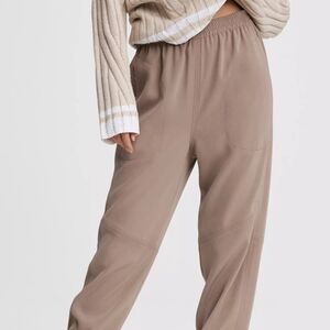 👠 Rag & Bone Beige Jogger Pants, Size Large.